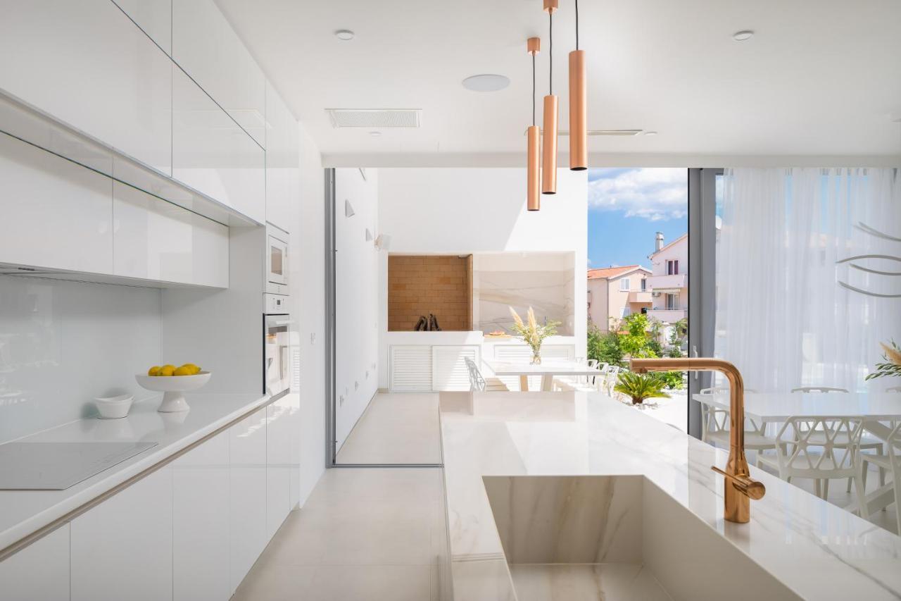 Villa Biancomar Trogir Bagian luar foto